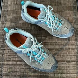Merrell Castlerock Performance Footwear - 7.5M - Hiking Shoes / Sneakers